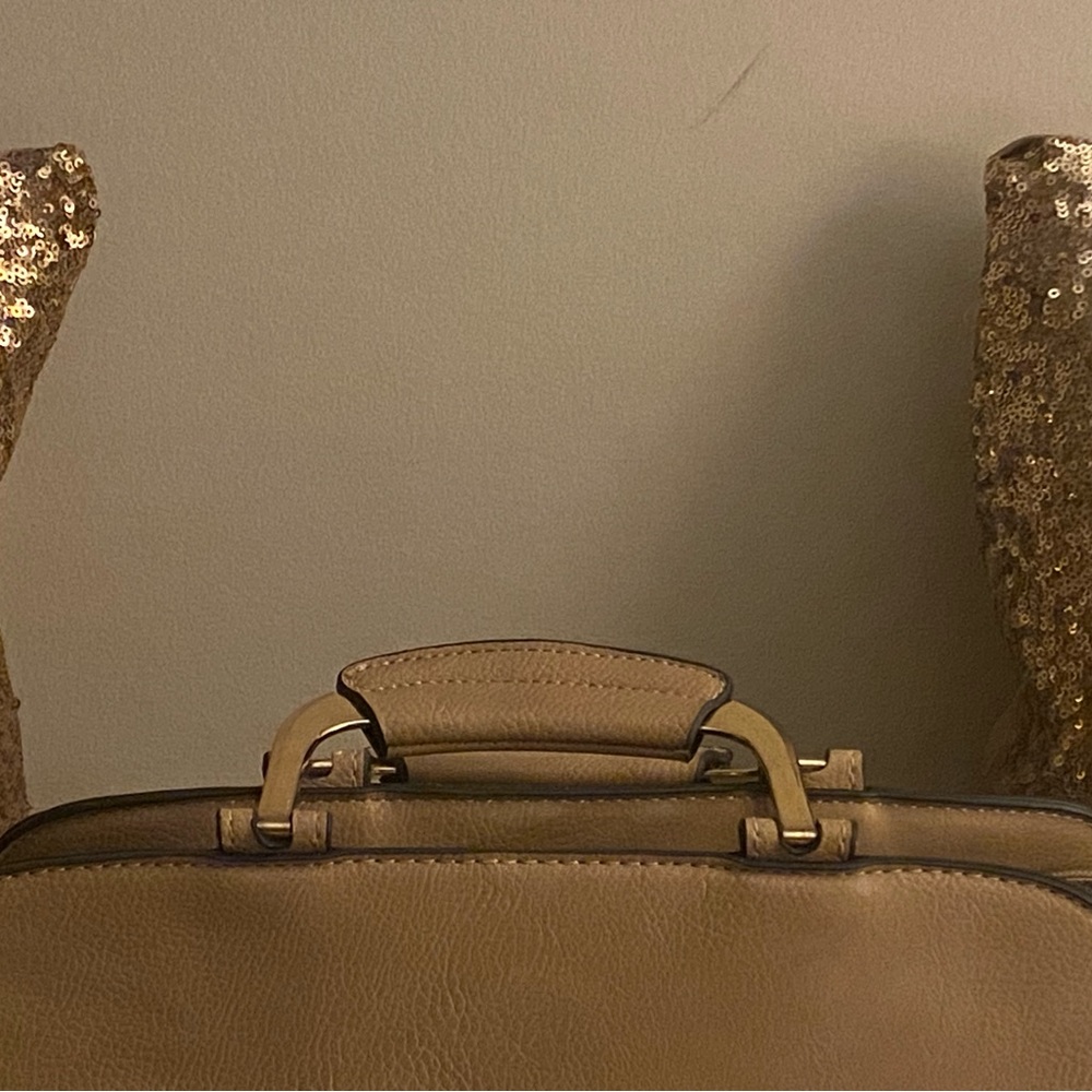 Cream Handbag - Picture 4 of 6